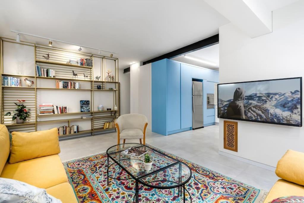 Apartment Two Bedrooms Flat With Garden And Free Parking